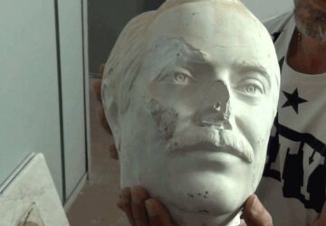 Giovanni Falcone Statue Beheaded: Signs Of Mafia Uprising